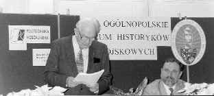 Od lewej: prof. A. Ajnenkiel i prof. B. Polak